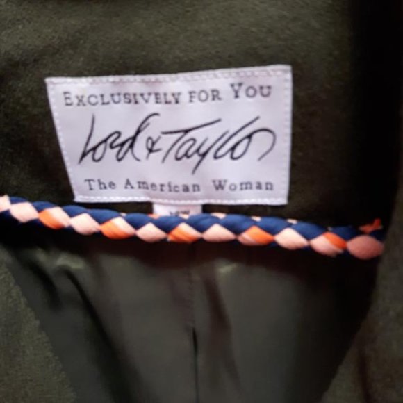 LORD & TAYLORS LADIES 3 PIECE WOOL SUIT - Picture 5 of 6